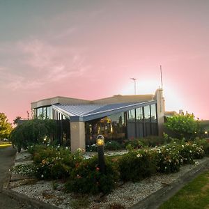 Mahoneys Motor Inn